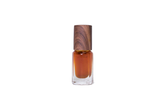 ScentHQ on X: 10% or this perfume is pure Assam Oud oil. Then mix